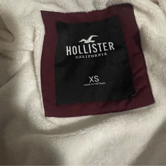 Hollister Cozy Faux Fur Lined Burgundy Mid-weight Jacket Size Extra Small - Picture 15 of 16